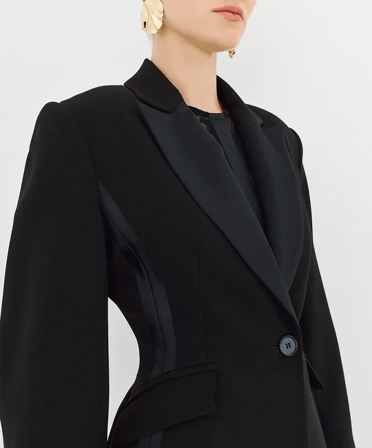 Blazer ajusté à détails satinés — vue 4