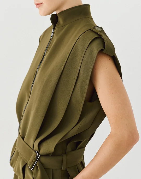 Veste sans manches plissée ceinturée — vue 5