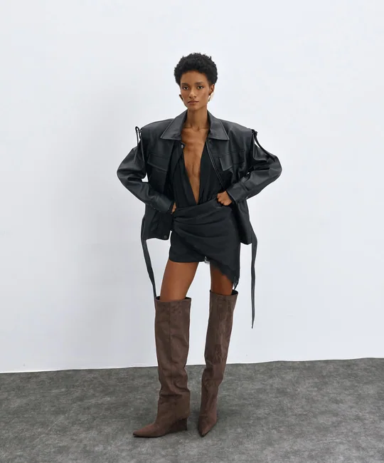 Veste en simili cuir ceinturée — vue 3