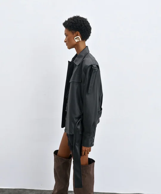 Veste en simili cuir ceinturée — vue 4