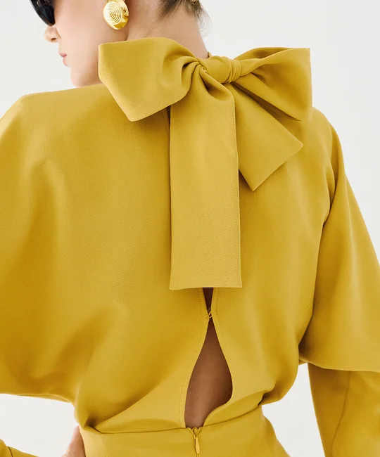 Robe courte à lien au col — vue 5
