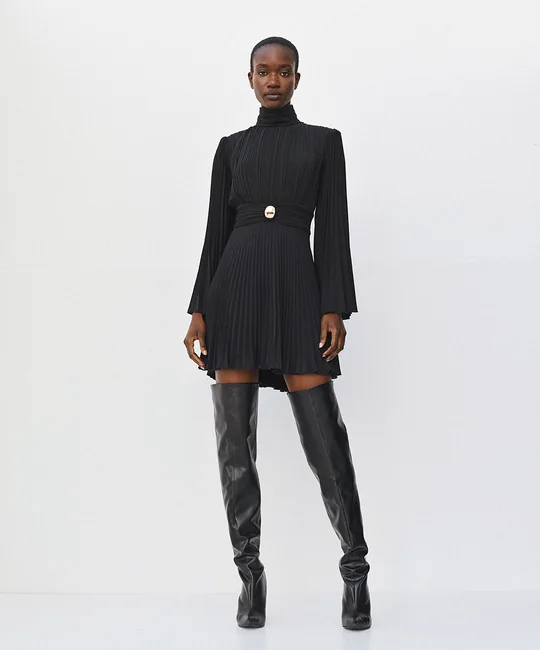 Robe courte plissée dos ouvert — vue 3