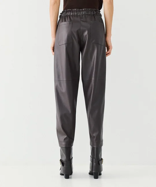 Pantalon jogger en simili cuir — vue 3