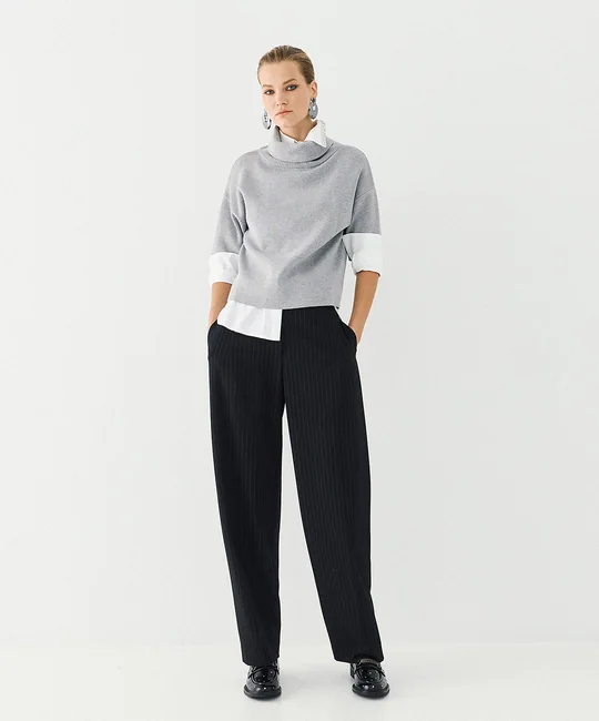Pantalon carotte rayé — Noir