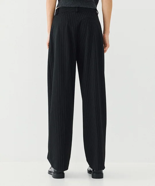 Pantalon carotte rayé — vue 3