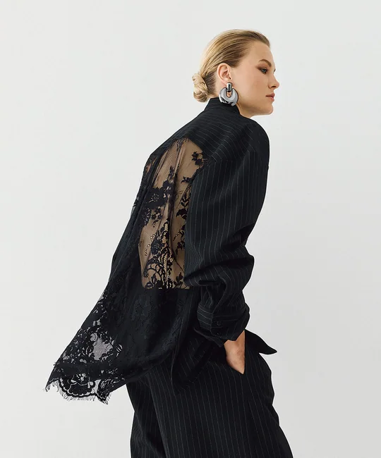 Chemise rayée dos dentelle — Noir